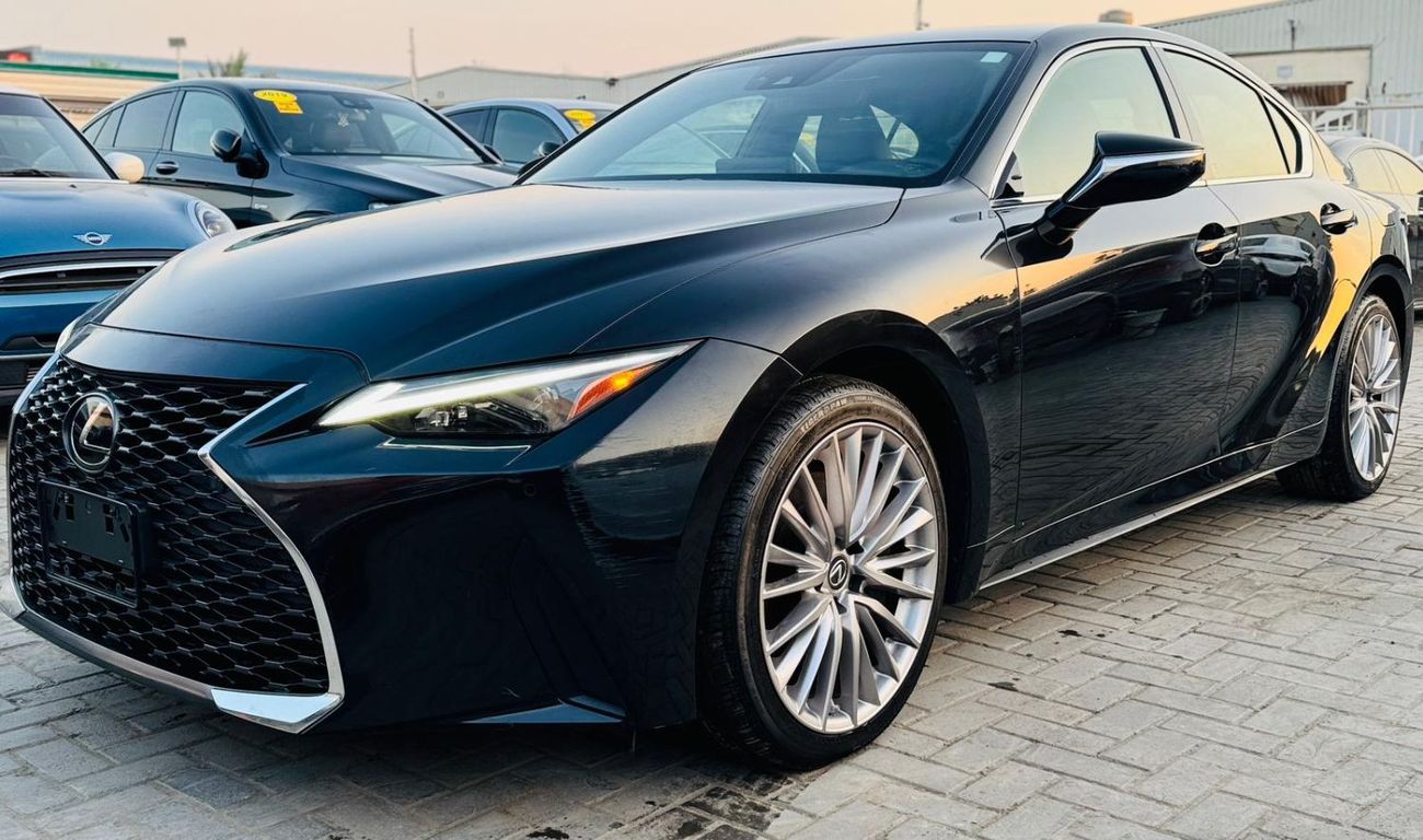 لكزس IS 300 AWD (NON GCC)