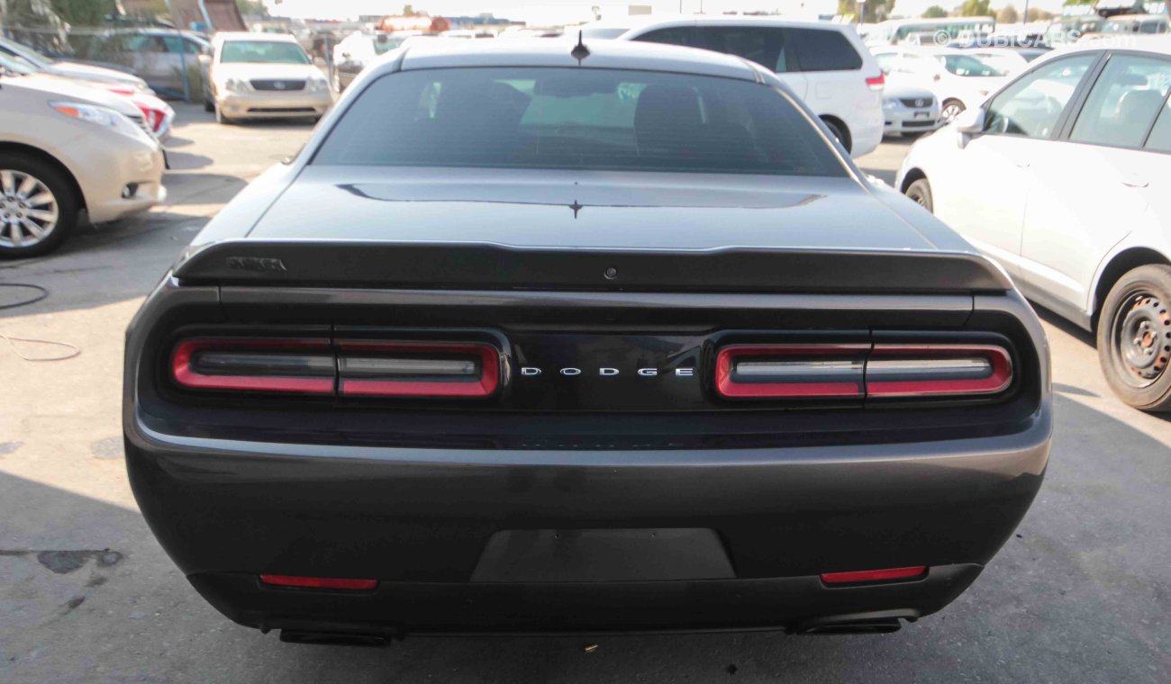 Dodge Challenger RT