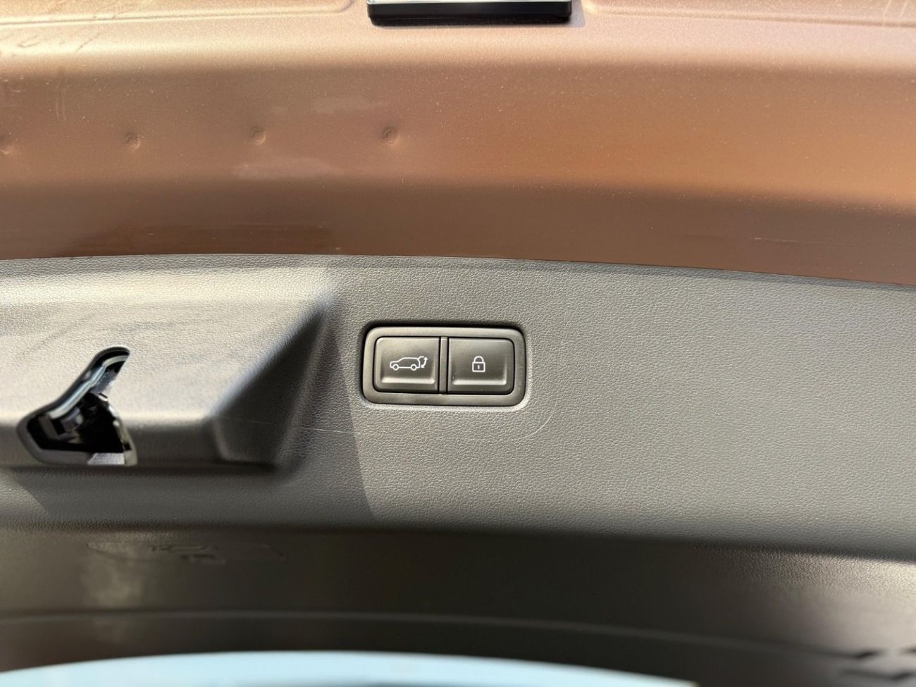 هيونداي سانتا في Hyundai Santafe XRT 4WD Full Option