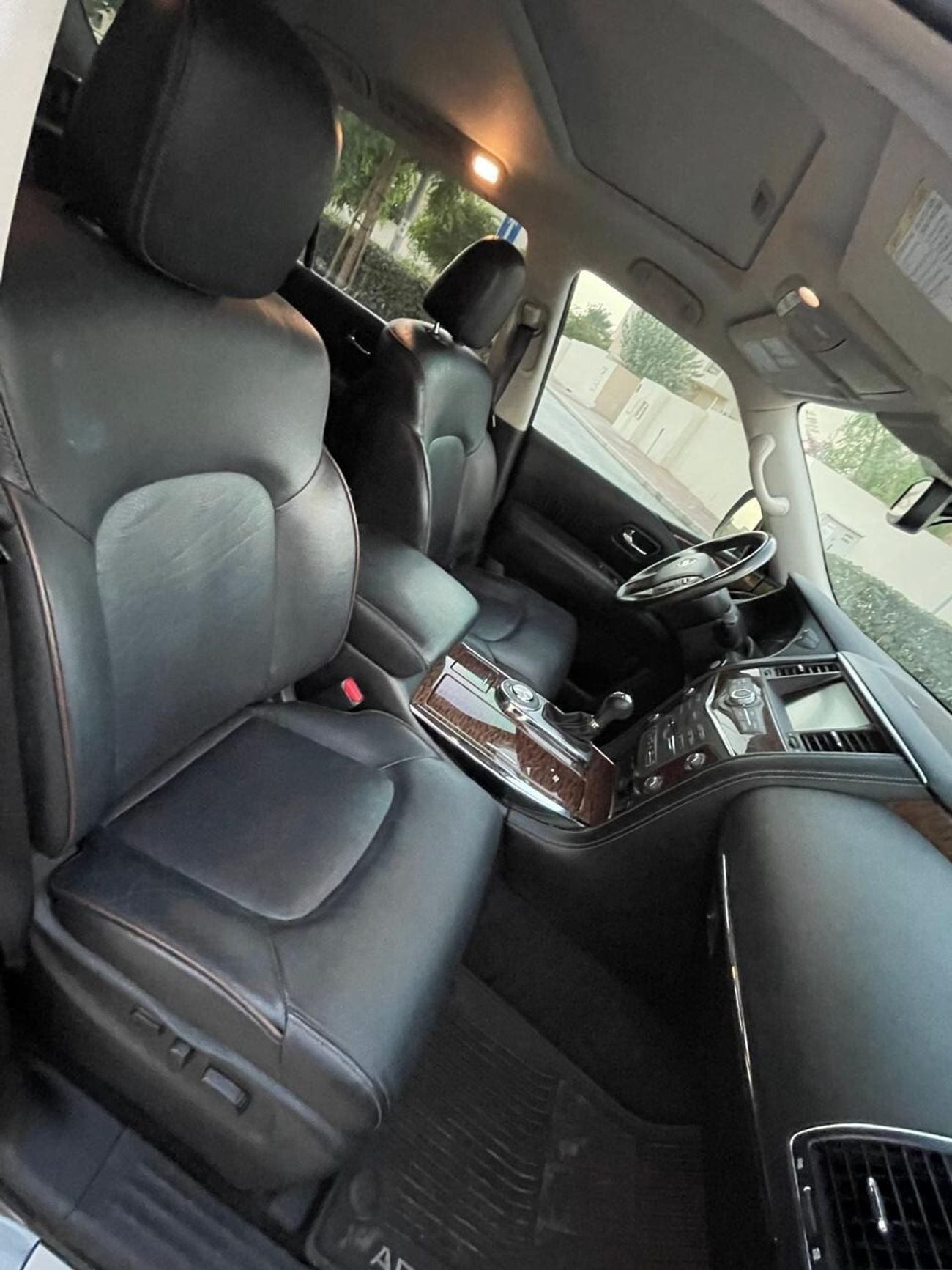 Nissan Armada SL (NON GCC)