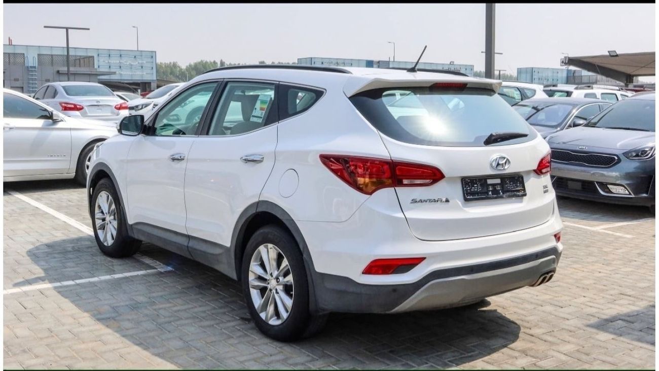 Hyundai Santa Fe GL خاليه من الحوادث