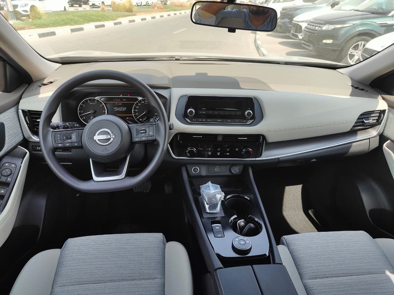 نيسان إكس تريل 2024 Nissan X-Trail S (7-Seater) 2.5L 4-Cyl Petrol A/T 4x4 Export Only