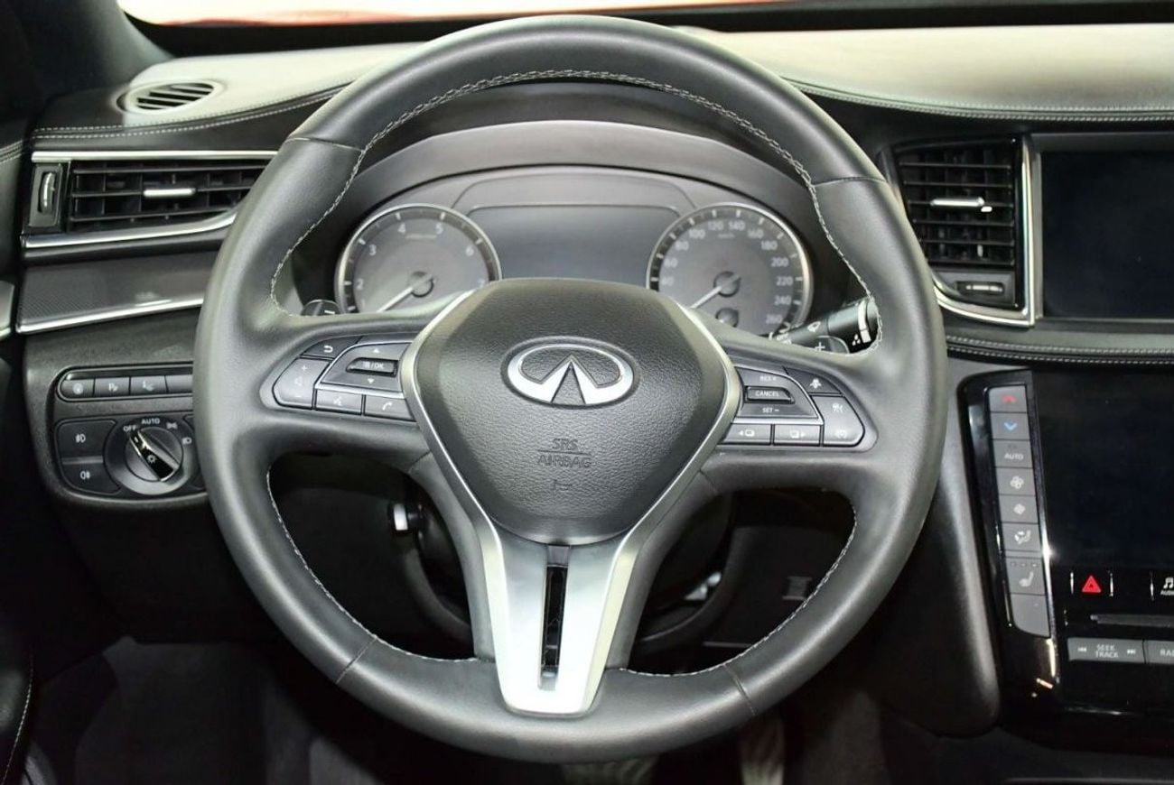 إنفينيتي QX55 لاكس