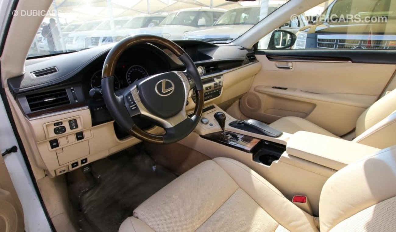 Lexus ES350