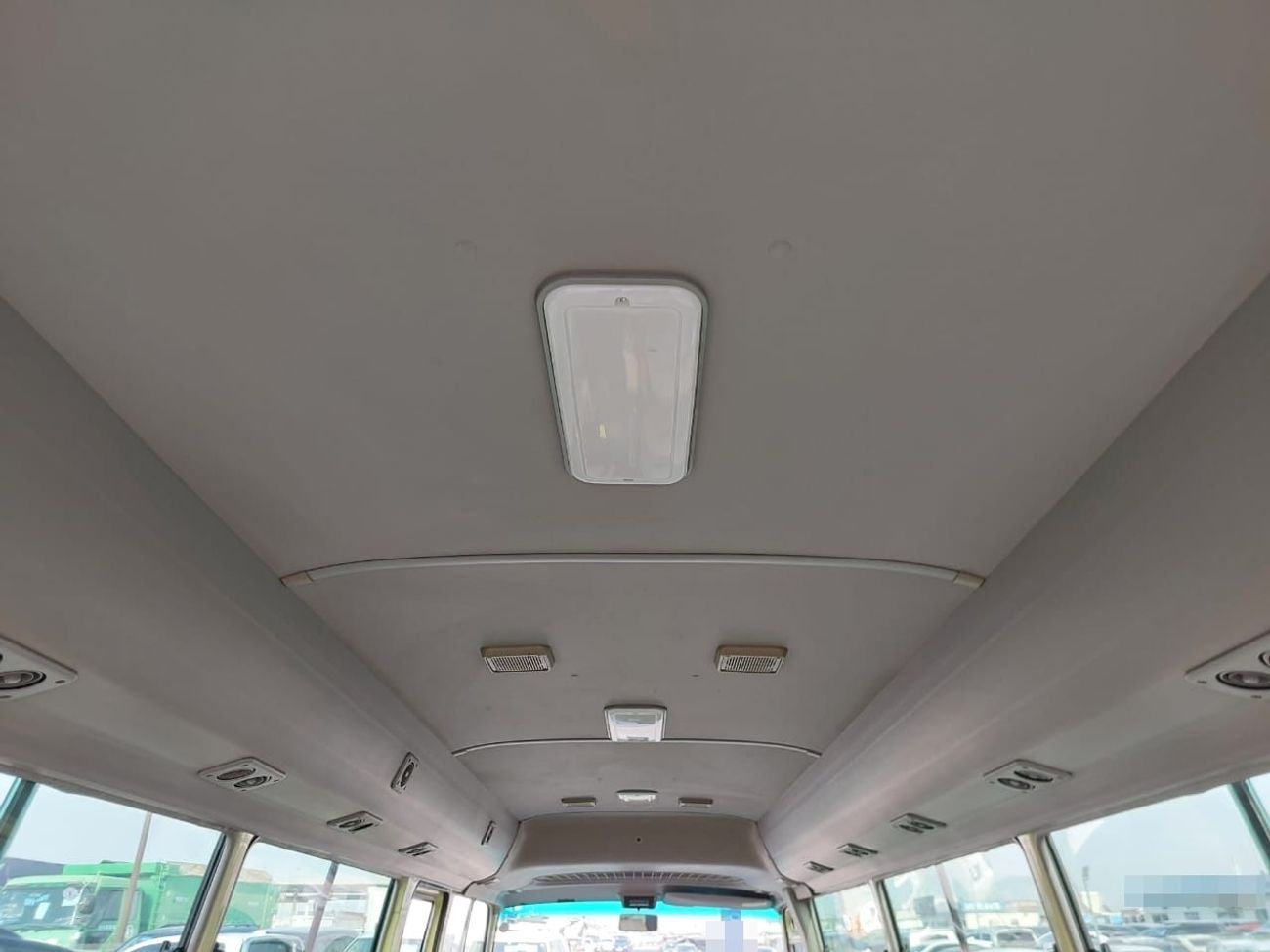 تويوتا كوستر TOYOTA COASTER BUS RHD 2007 MODEL 4.0 L DIESEL AUTOMATIC(PM02577)