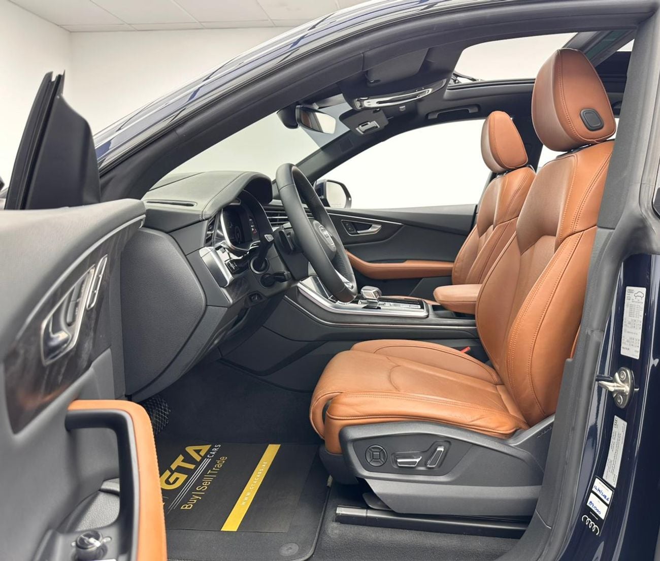 Audi Q8 2023 Audi Q8 S line 55 TFSI Quattro, Dec/2027 Audi Warranty + Service Package,  Full Audi Service Hi