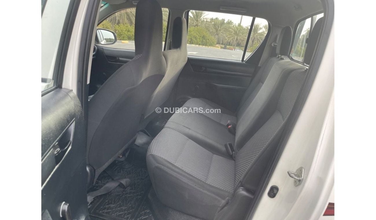 Toyota Hilux TOYOTA HILUX   GL   (GCC SPEC) - 2019- VERY GOOD CONDITION