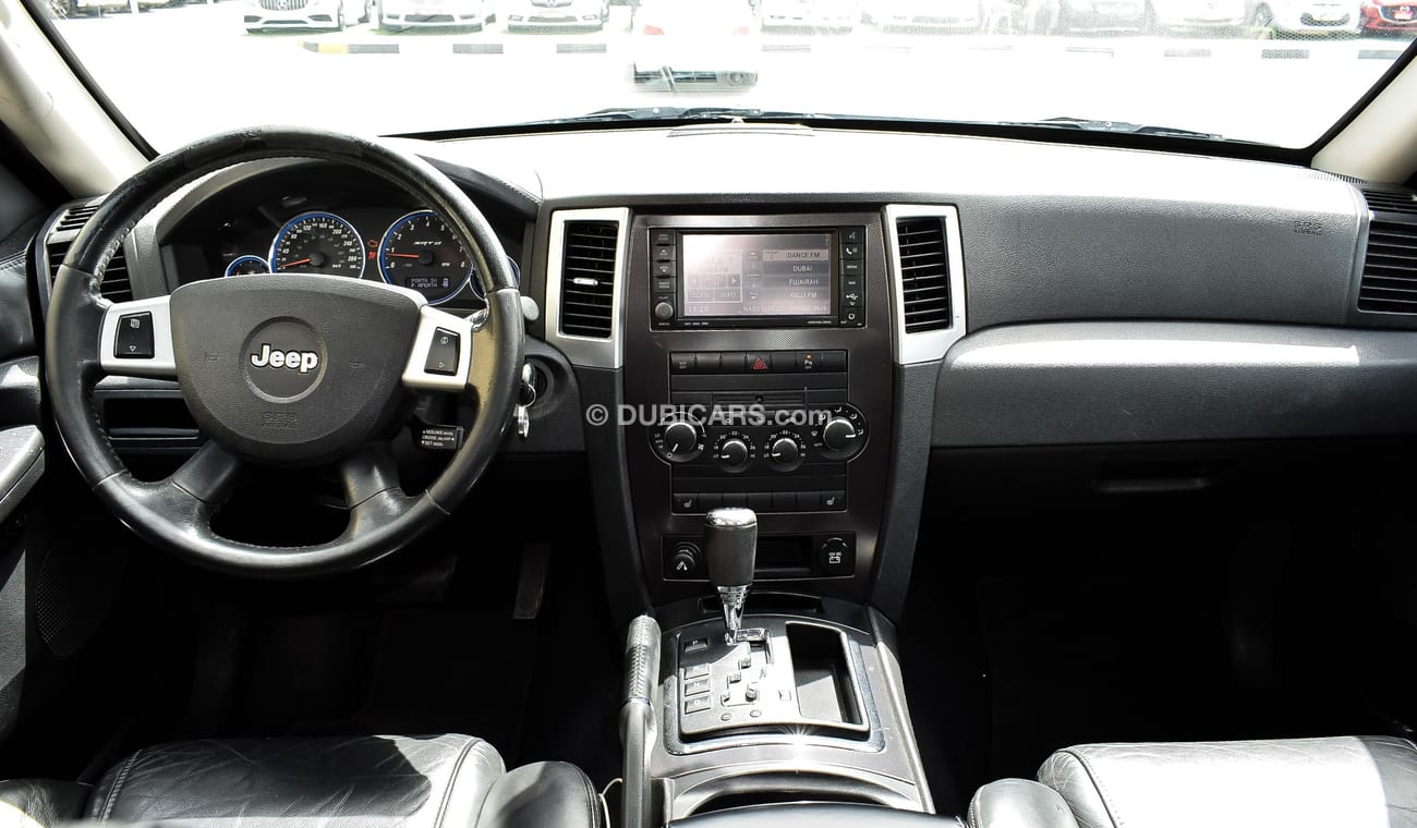 Jeep Grand Cherokee SRT8