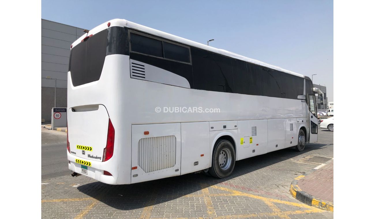 Wuzhoulong FDG6128A CNG BUS GCC