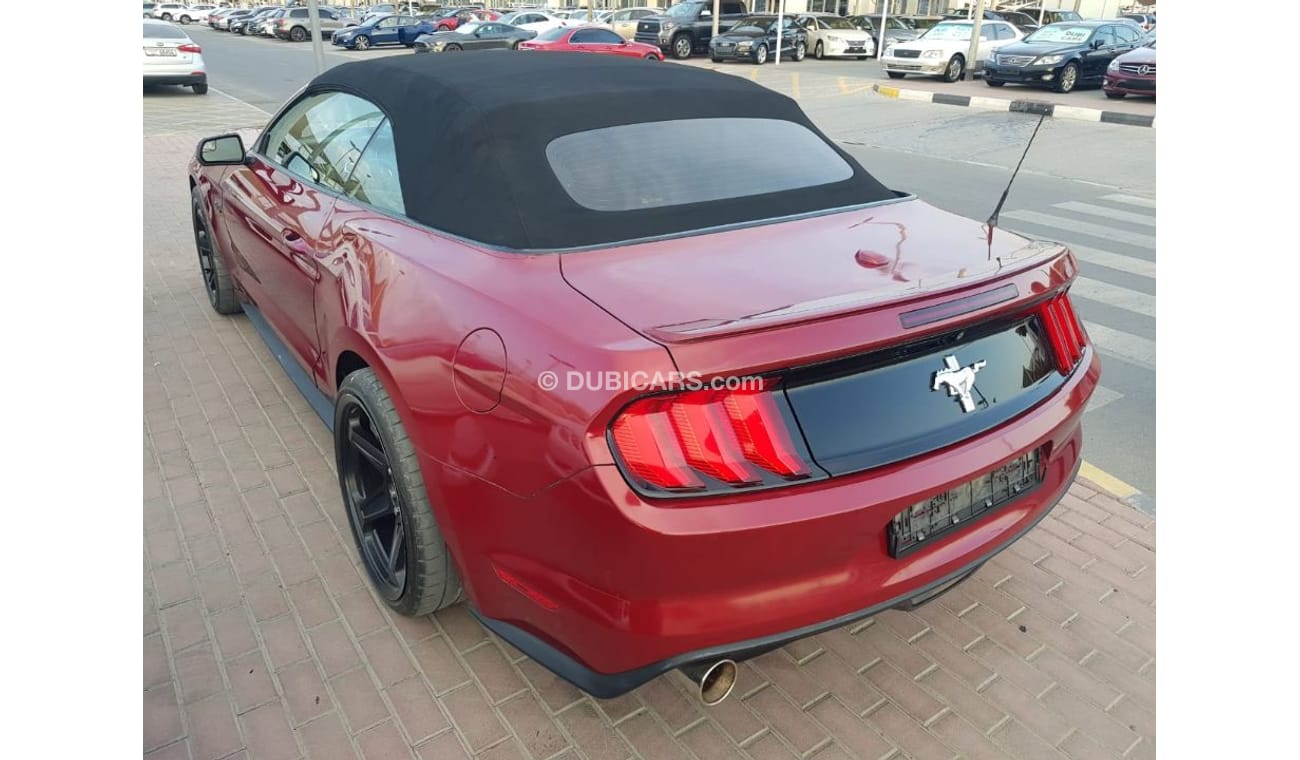 Ford Mustang Ford moustange model 2015 car prefect condition full option low mileag