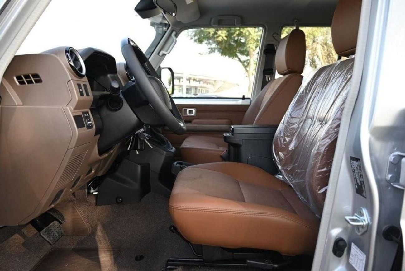 Toyota Land Cruiser 70 2025 TOYOTA LAND CRUISER 76 HARDTOP LX-Z V6 4.0L 4WD 5-SEATER AT-40TH ANNIVERSARY