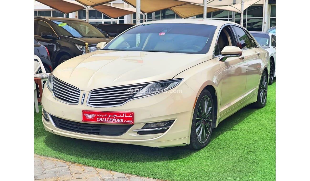 Used Lincoln MKZ 2015 for sale in Sharjah 528482