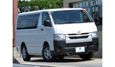 Toyota Hiace TRH200V