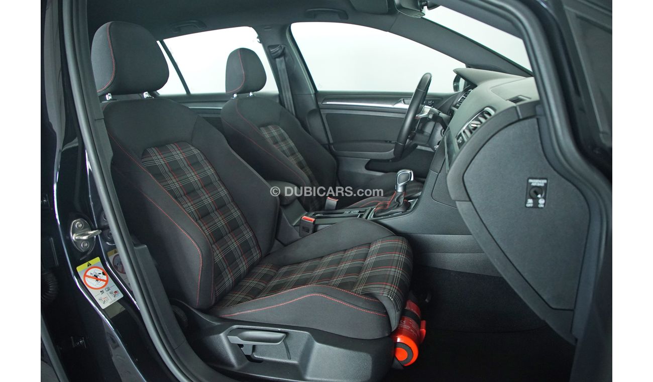 فولكس واجن جولف 2018 Volkswagen Golf GTI MK7.5 / Warranty till April 2021 / Just Serviced