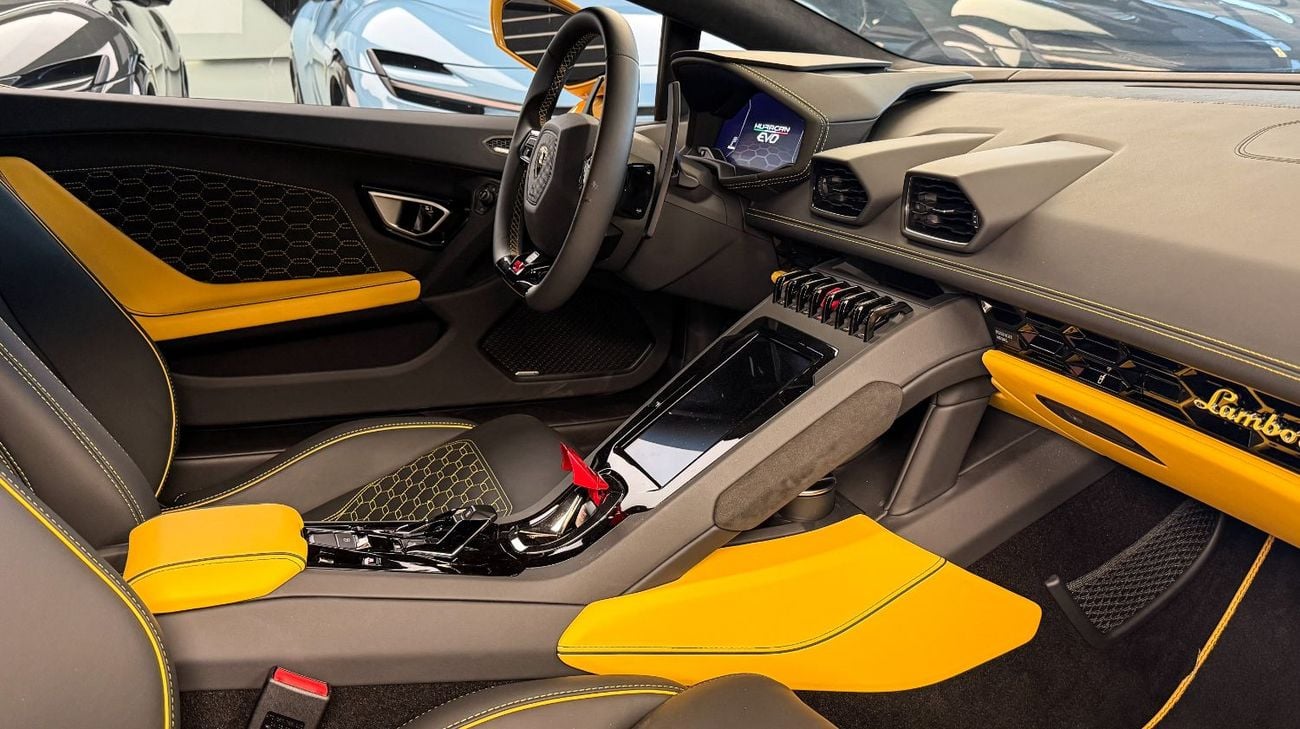 Lamborghini Huracan Evo Spyder Lamborghini Huracán EVO Spyder – V10 - 2023