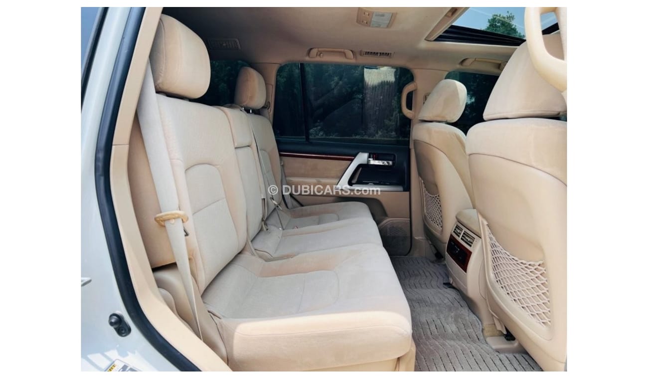 Toyota Land Cruiser Vxr 5.7