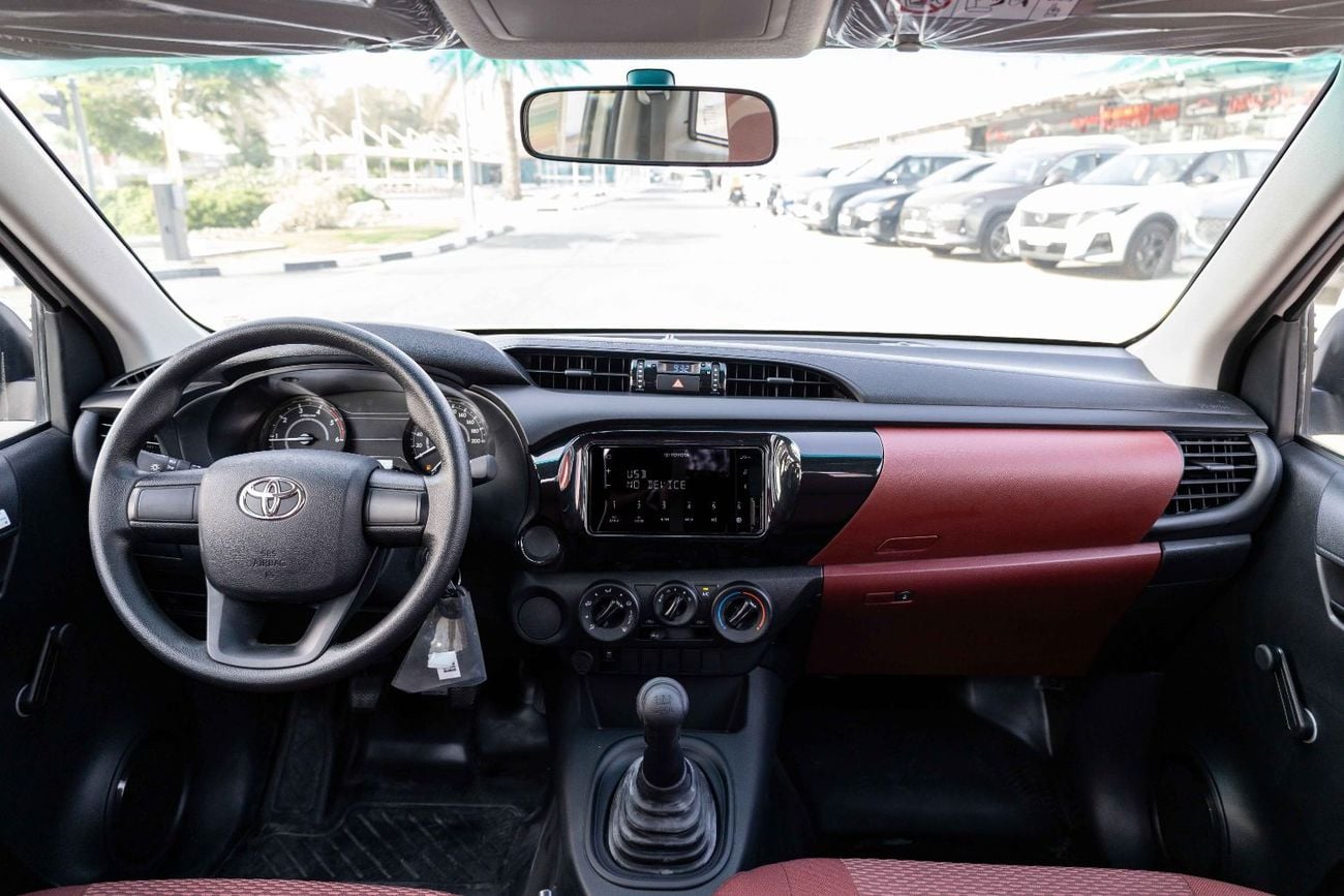 تويوتا هيلوكس Single Cab 2.4L Manual - Super White Inside Maroon | Export Only
