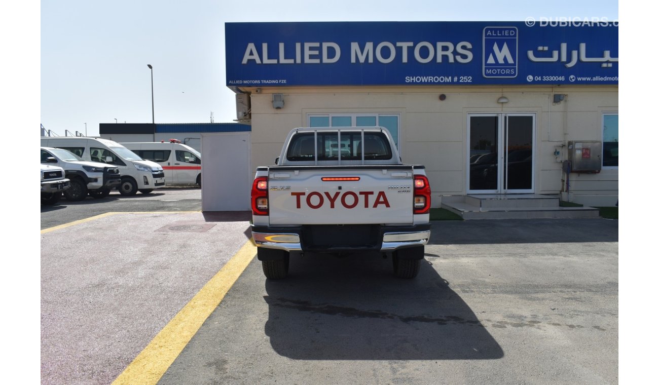 Toyota Hilux Toy. Hilux 4x4 DC 2.7L PET AT - 21YM - FULL - WHT_RED (FOR EXPORT ONLY)