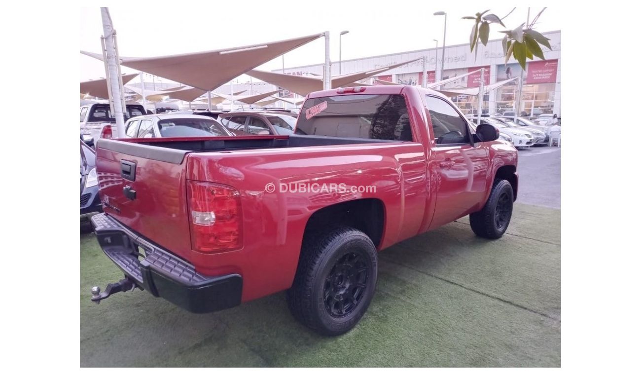 شيفروليه سيلفارادو بيك أب باب واحد موديل 2009 خليجى لون أحمر بدون حوادث رنجات  مثبت سرعة تحكم بحالة ممتازة