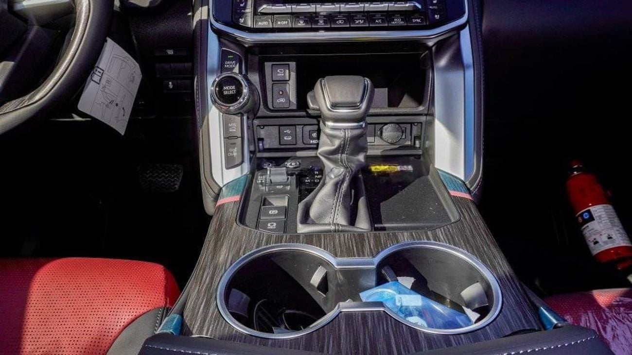 تويوتا لاند كروزر 2026 Toyota Land Cruiser VXR 3.3L Twin Turbo AT Diesel