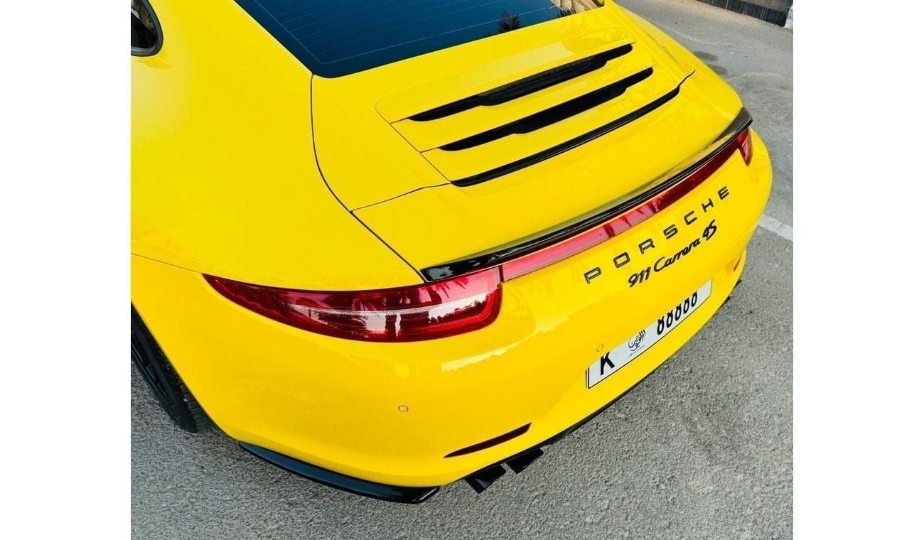 بورش 911 Carrera 4 3.4L Coupe .. 4S .. GCC .. FSH .