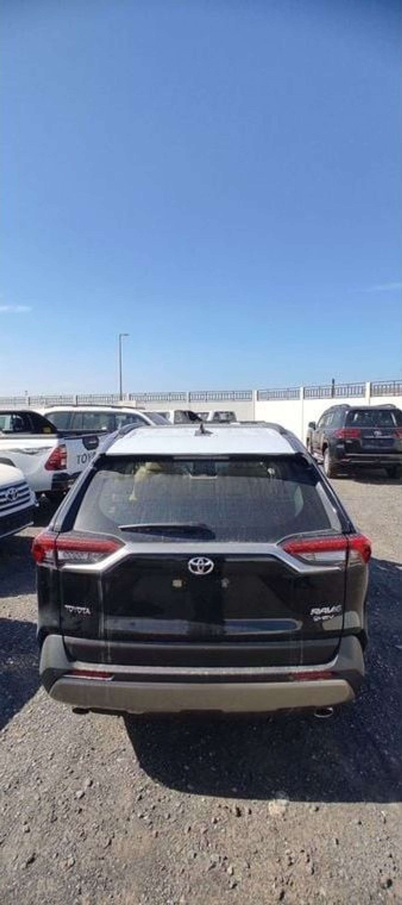 Toyota RAV4 TOYOTA RAV4 2.5L V4 HYBRID FULL OPTION GCC
