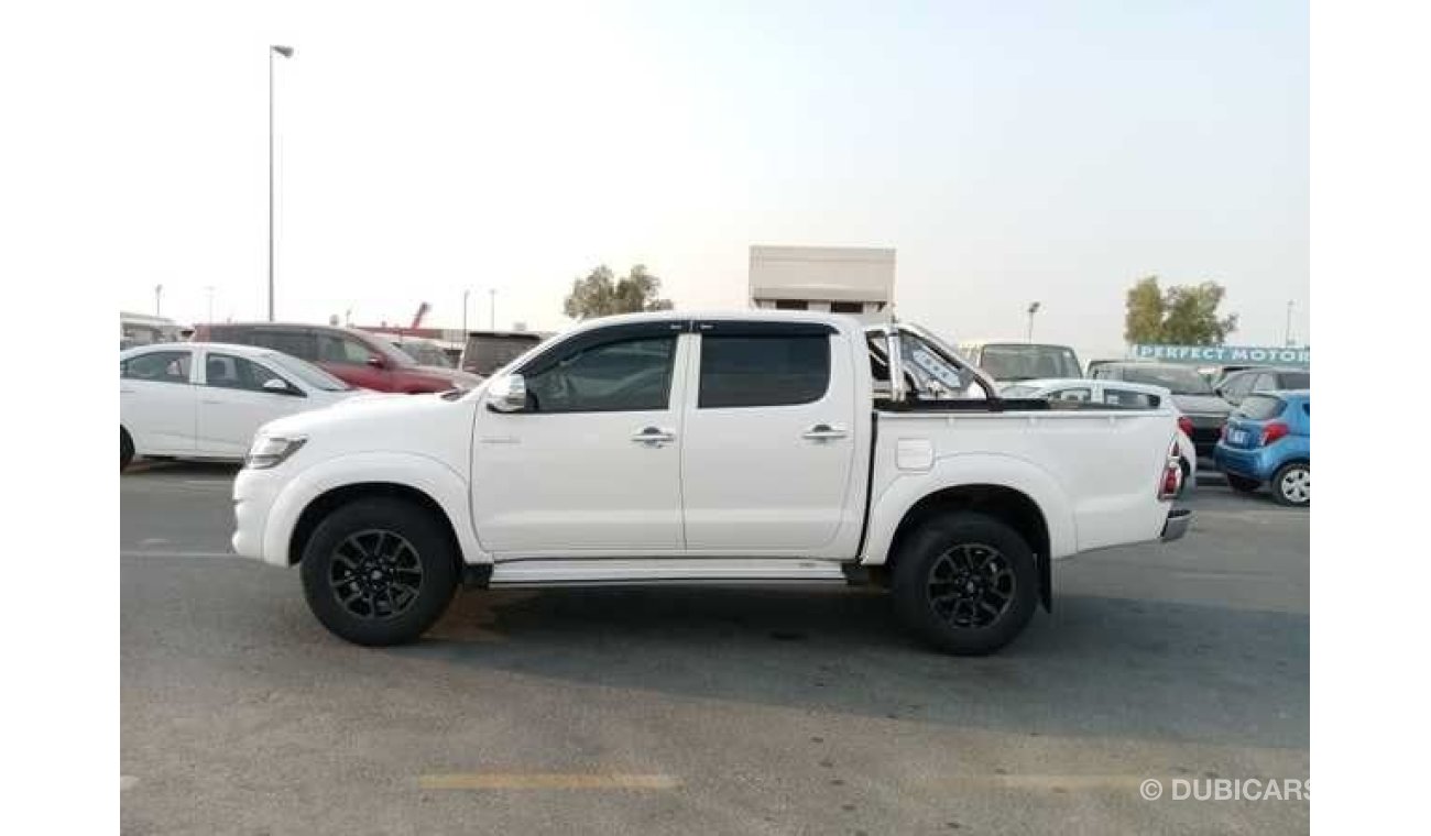 تويوتا هيلوكس TOYOTA HILUX PICK UP RIGHT HAND DRIVE (PM1158)