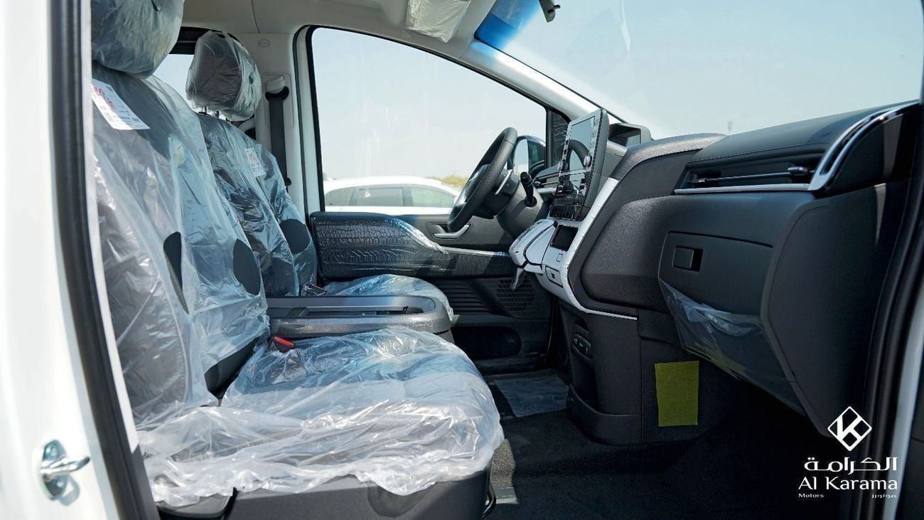 Hyundai Staria 3.5L Executive 9 Seater, 360° Rotating Seats, Push Start, Cruise Control, Remote Engine Start