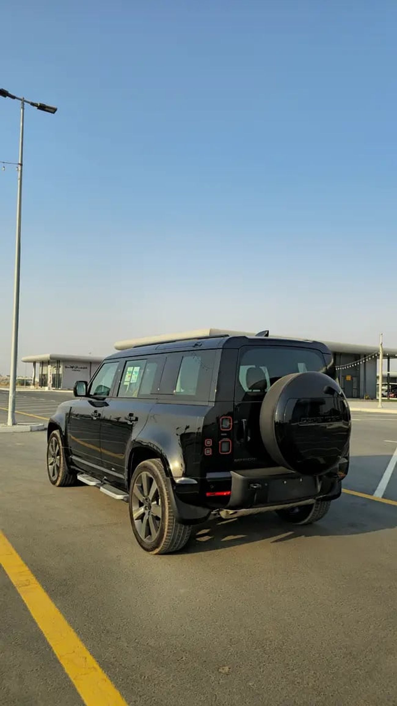 Land Rover Defender 110 V6 P400 HSE | GCC | BRAND