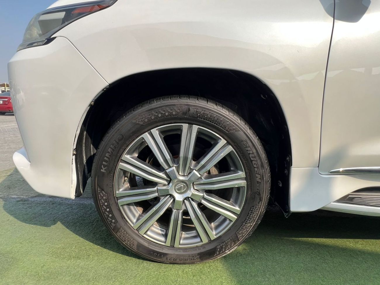 لكزس LX 570 Platinum 5.7L