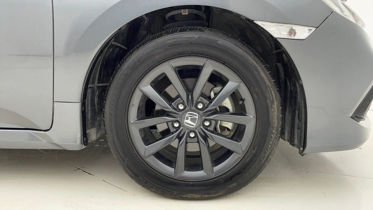 هوندا سيفيك LX 1.6 | بدون دفعة مقدمة | اختبار قيادة مجاني للمنزل