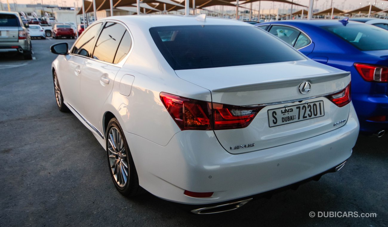 Lexus GS350