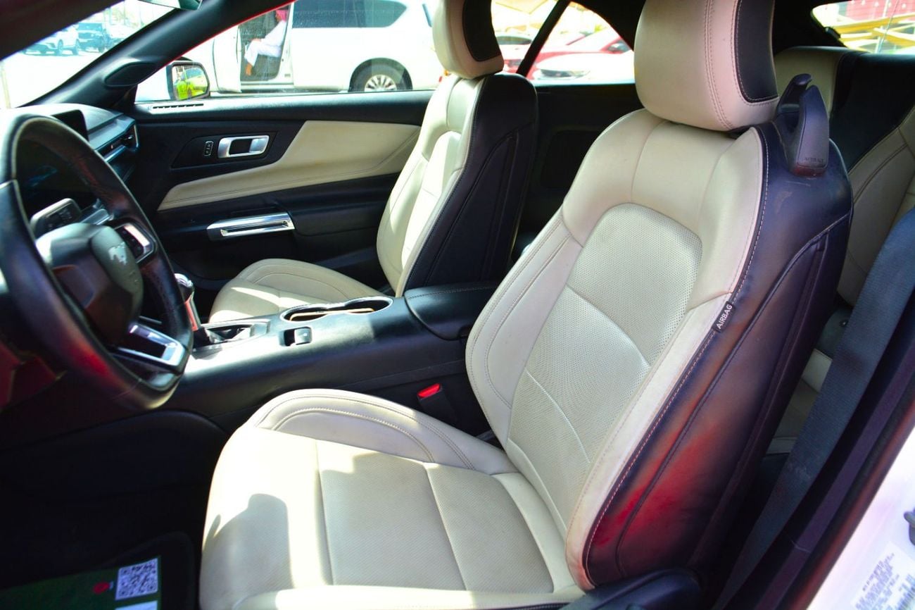 Ford Mustang EcoBoost 2.3L Convertible A/T