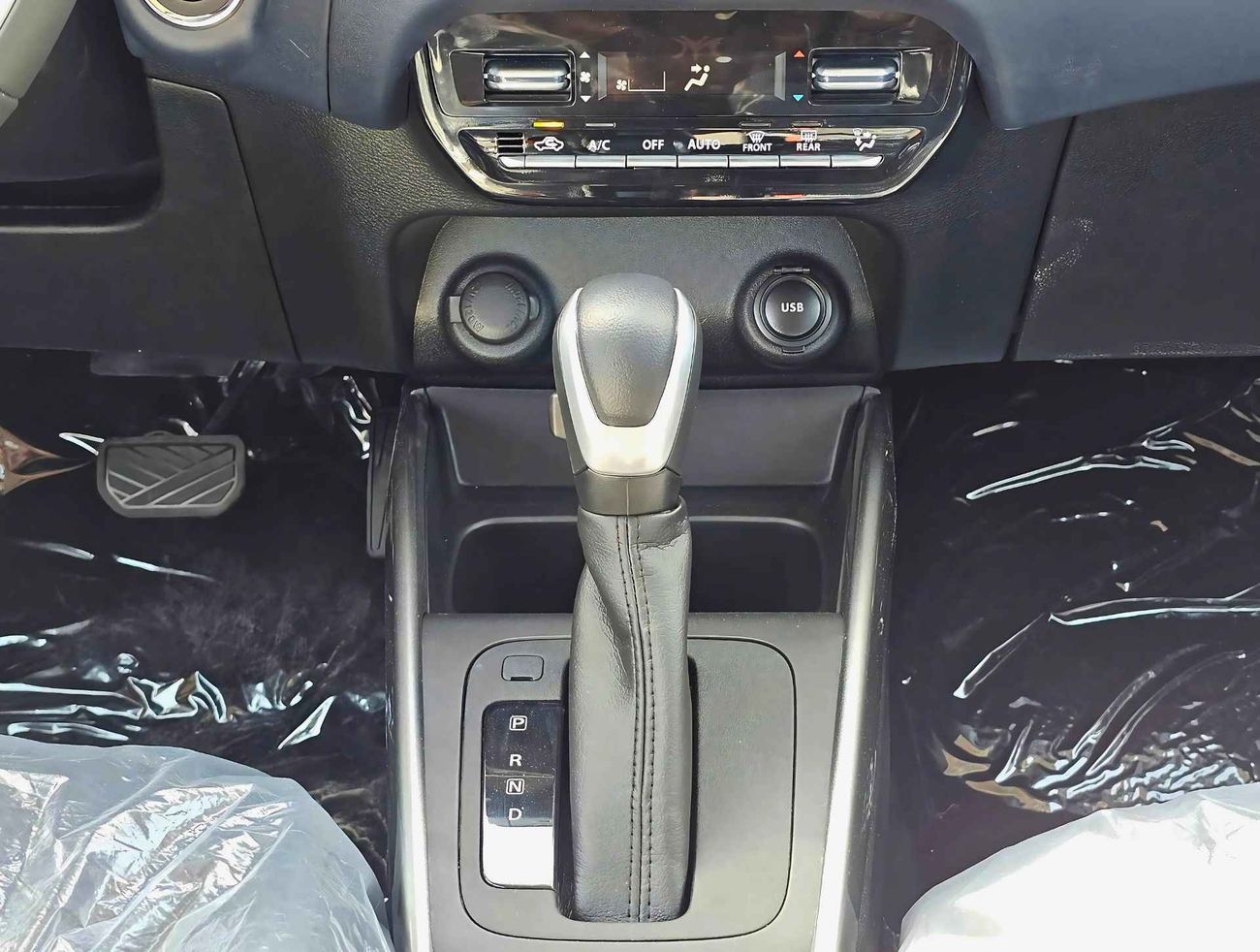 Suzuki Baleno GLX, 1.5L / A/T / 5 SEATER / 360° CAMERA / PUSH START / Different Colors Available / CODE # GLX