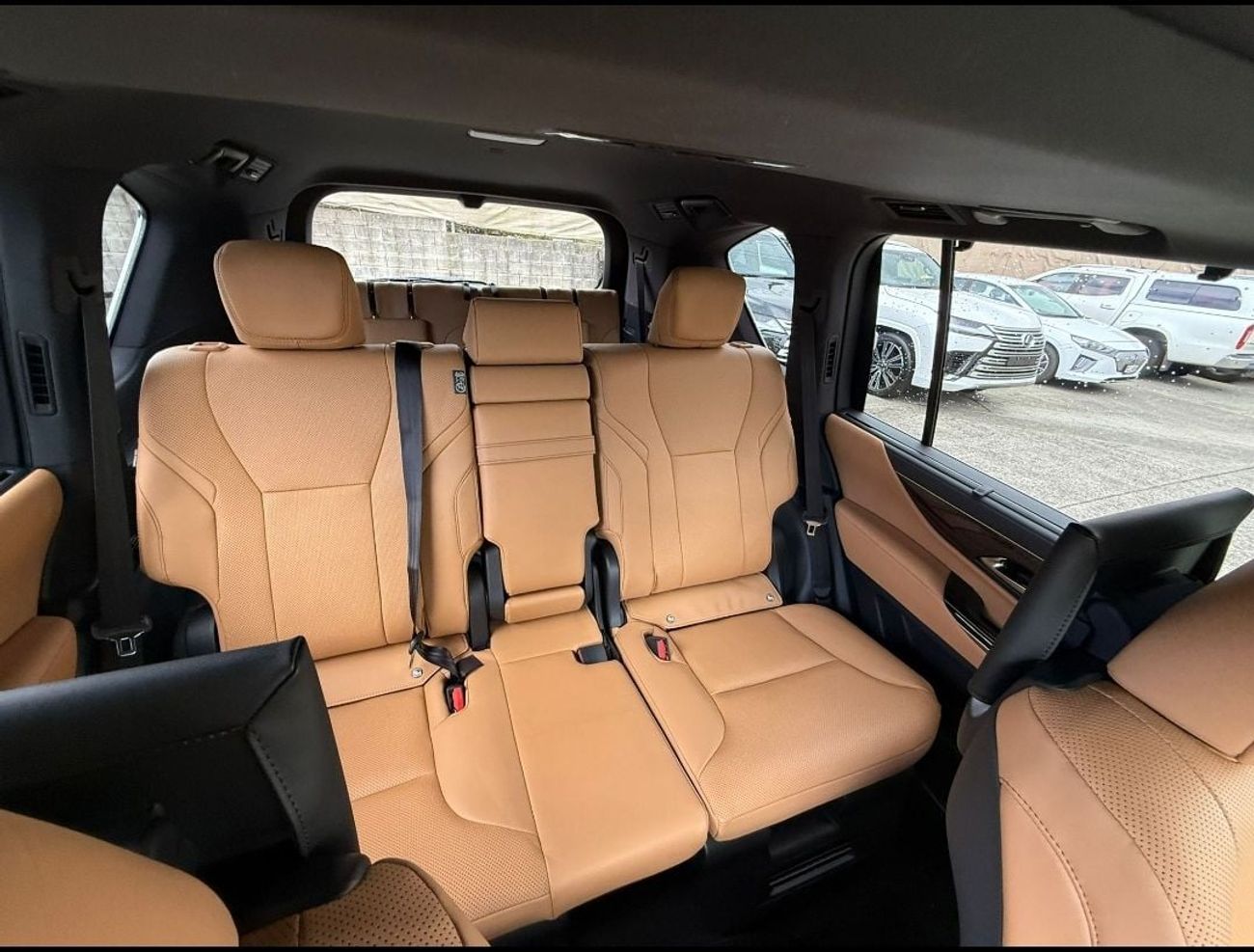 لكزس LX 500 Sports luxury model Right-Hand drive