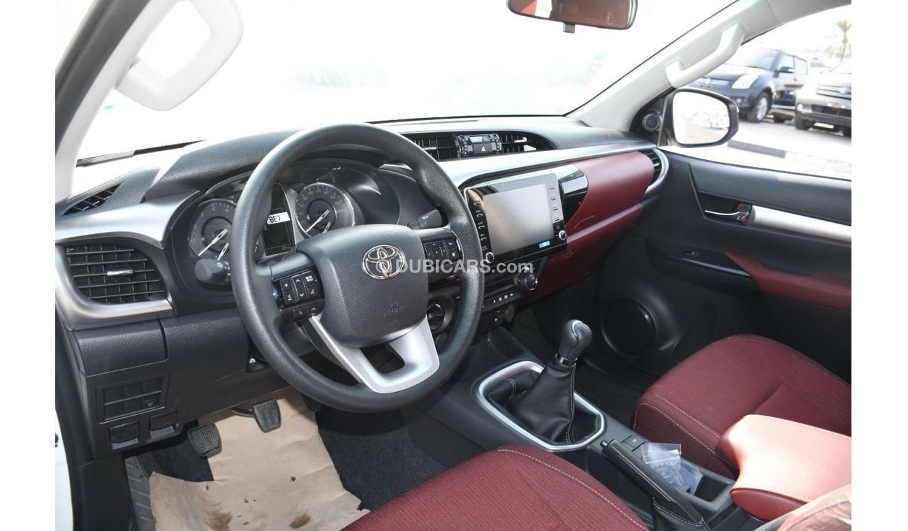 Toyota Hilux 2023 Toyota Hilux 2.7L MT 4x4 Full option
