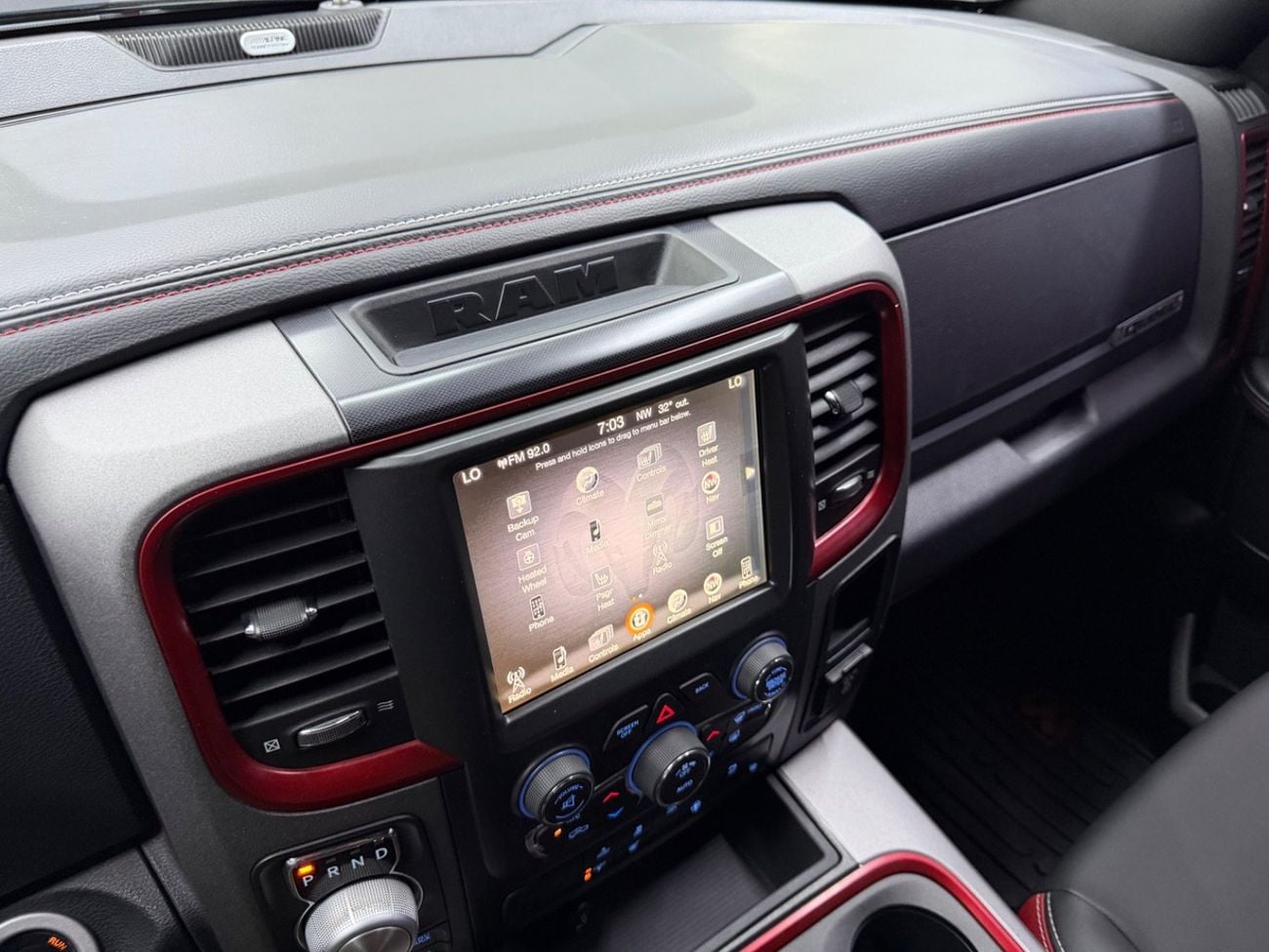 Dodge Ram Van Only 8000 km .. Brand new condition .. V8 .. 5,7 L .. HEMI