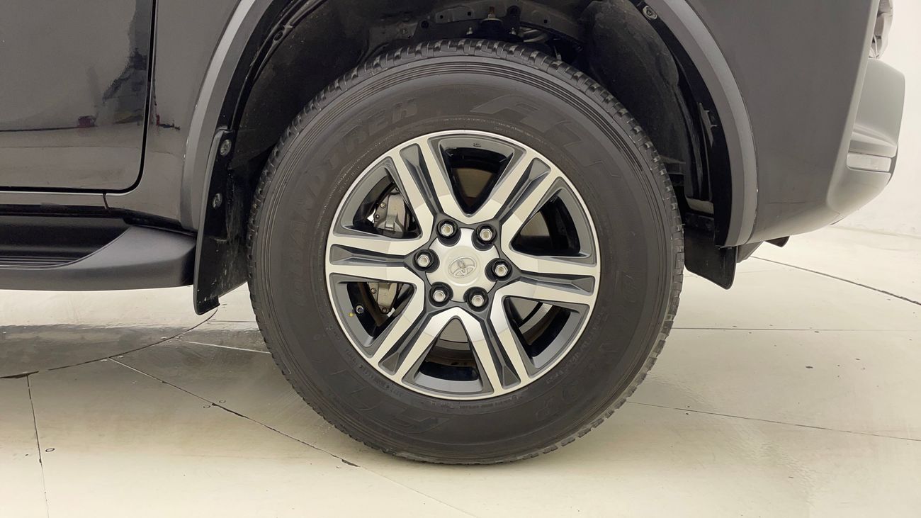 تويوتا فورتونر EXR 2.7 | بدون دفعة مقدمة | اختبار القيادة في المنزل