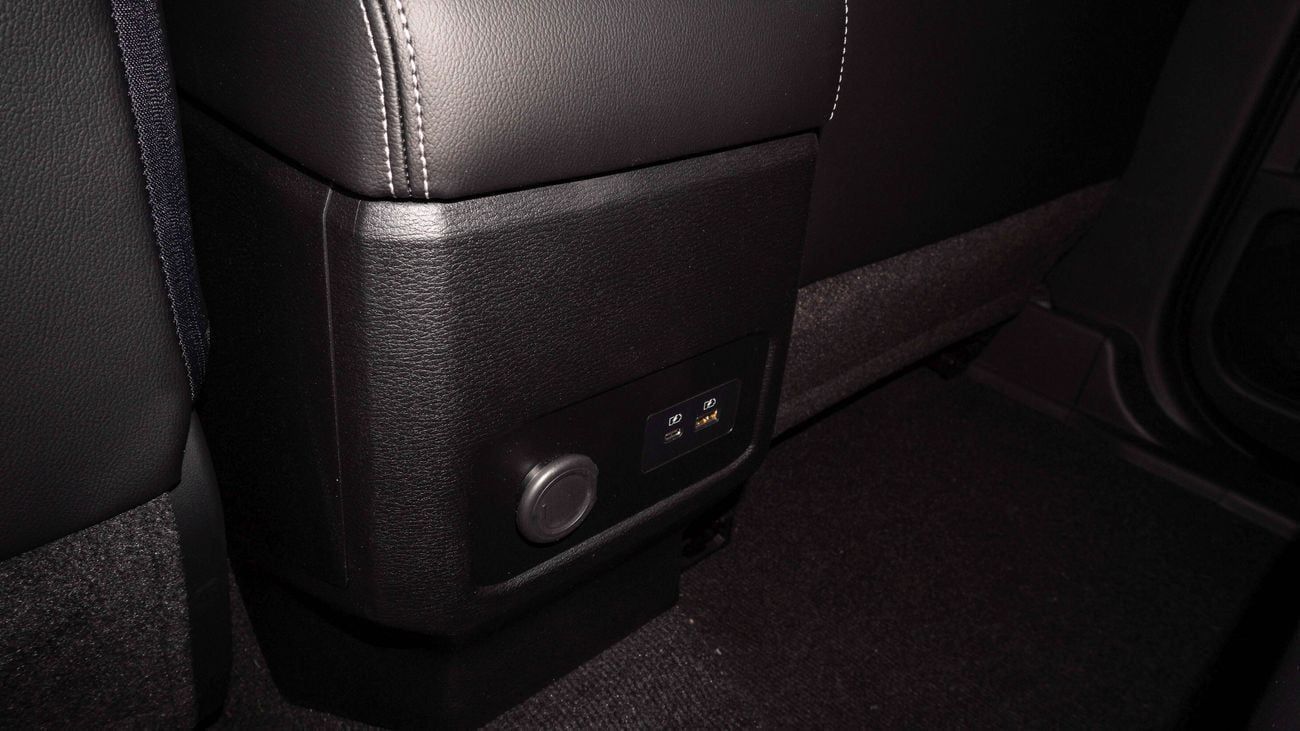 Mitsubishi L200 Brand New Mitsubishi L200 Sportero 2024 for Export 2.4L M/T Diesel PickUp|Grey/Black|L200-SPORTERO24