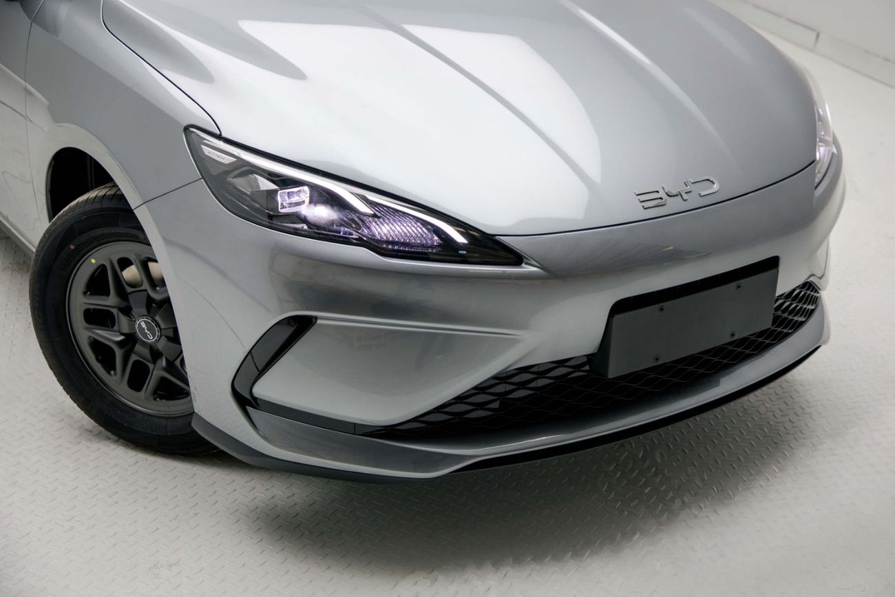 بي واي دي سيل 05 DM-i ID Luxury 1.5L - Grey Inside Grey | Export Only