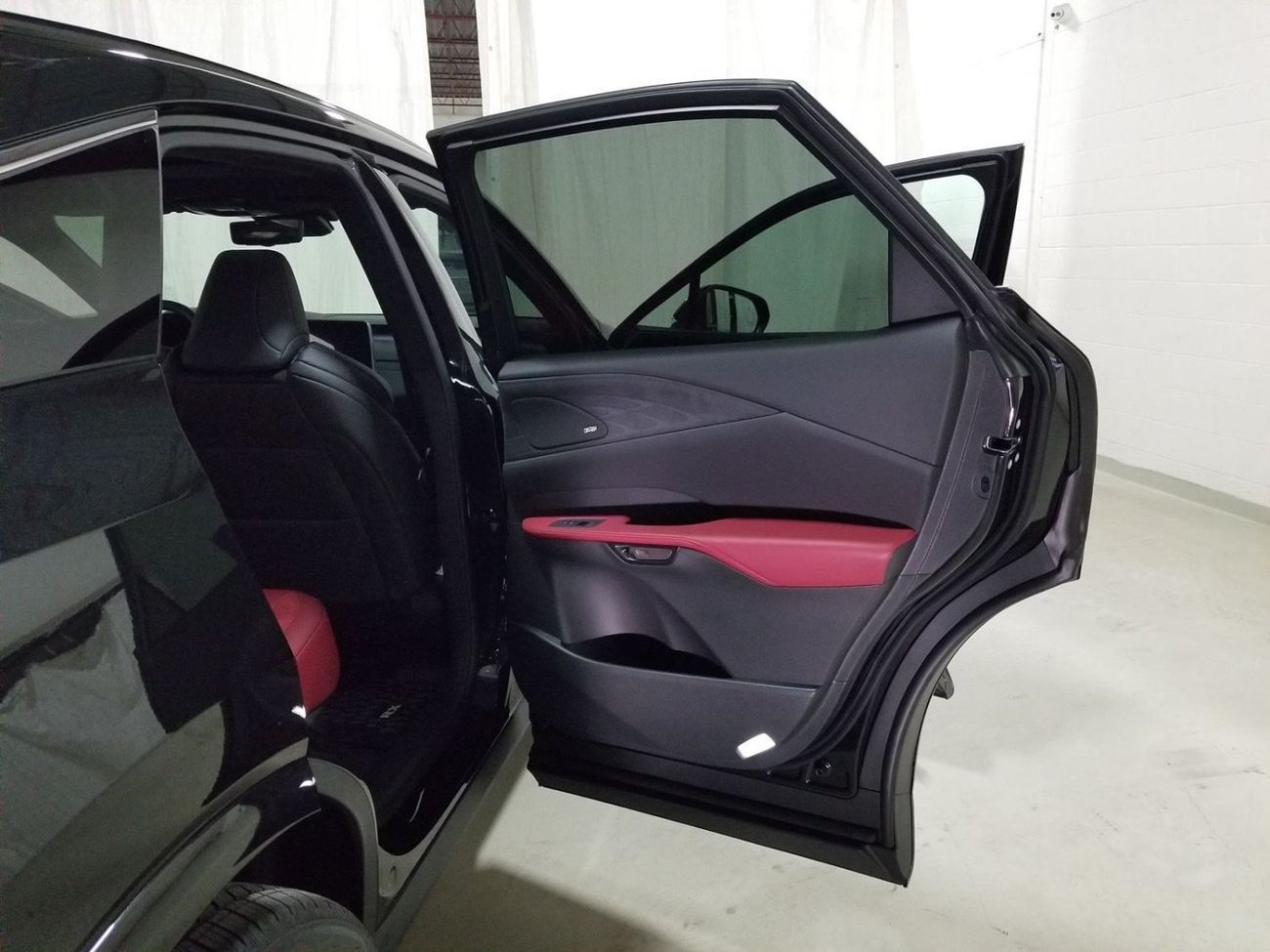 لكزس RX 350 F sport 3