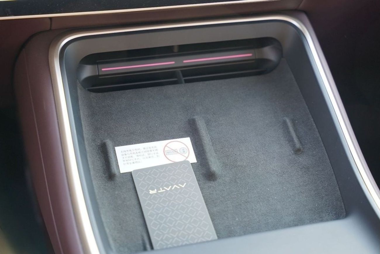 أفاتر 11 2025 AVATR 11 ULTRA LONG RANG 1-Motor SUV 0km