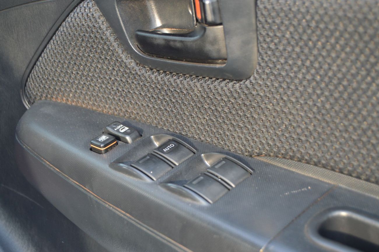 تويوتا هيلوكس Double cabin, perfect inside and outside