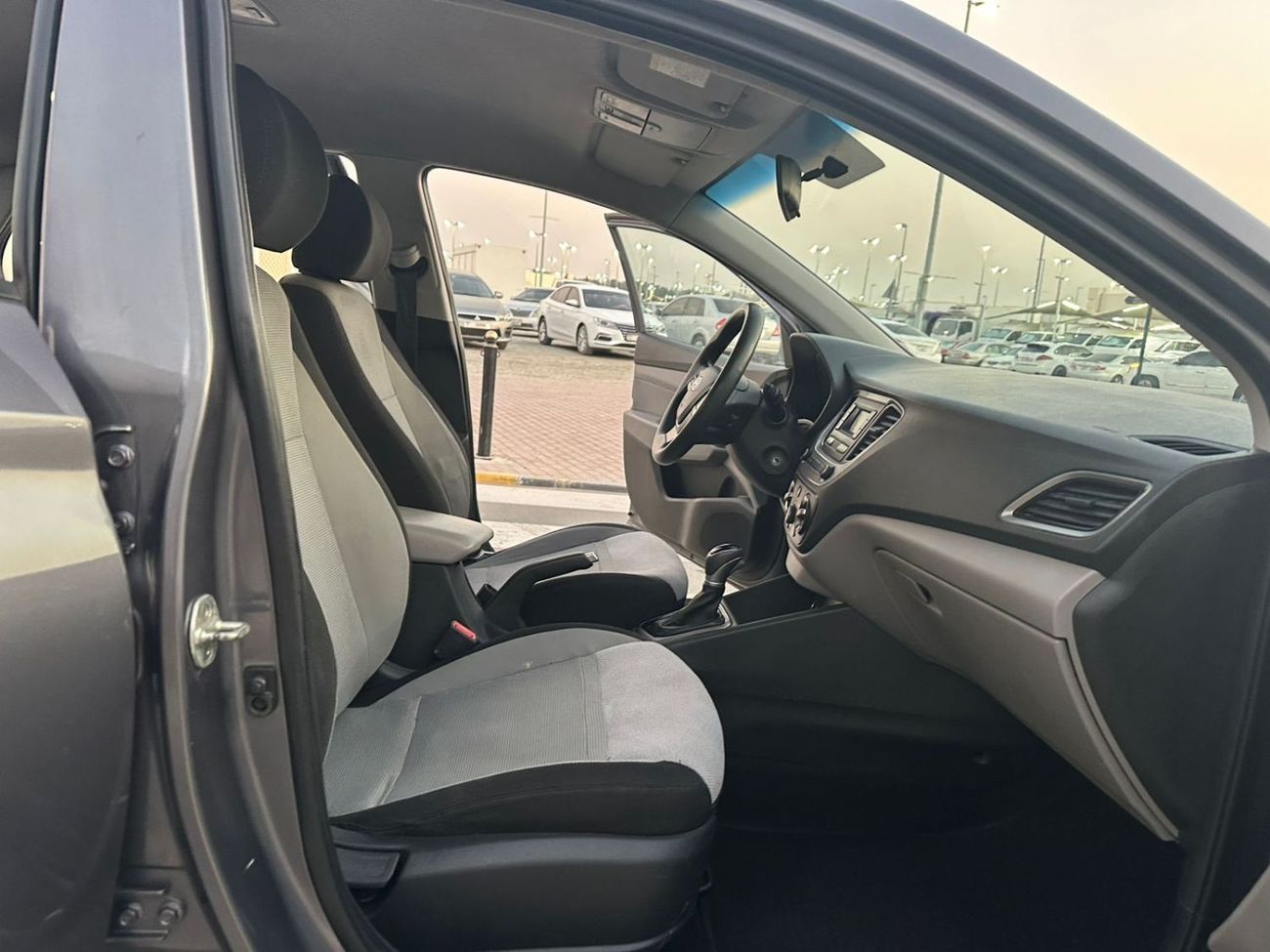 هيونداي أكسنت GL 1.6L (123 HP)