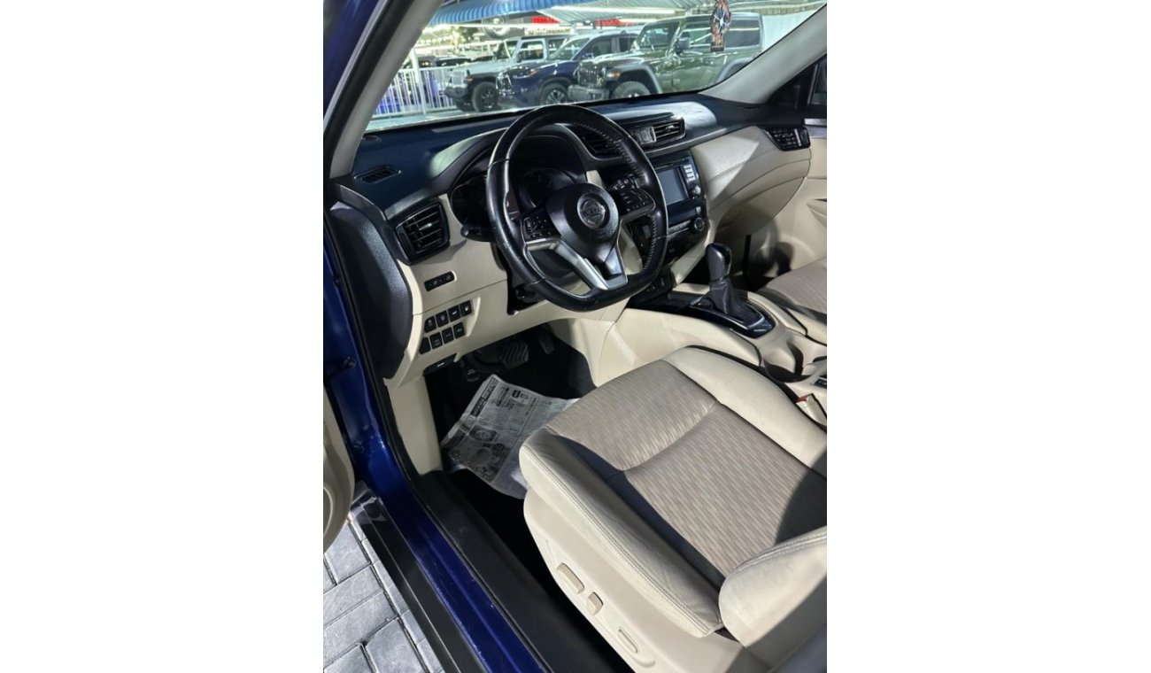 Nissan Rogue car in perfect condition 2020 with engine capacity 2.5 4wd