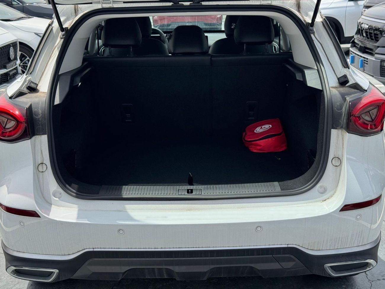 أم جي وان LUX 1.5L Petrol FWD 2024 Export Price @ 47,000 AED