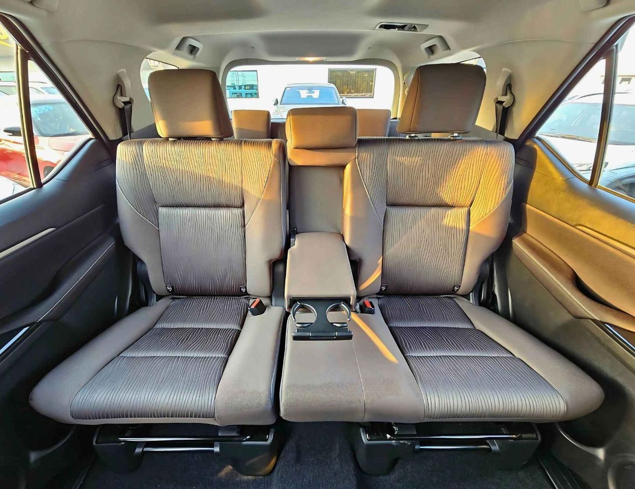 Toyota Fortuner 4.0L V6 PETROL / AUTO AC / DIFF LOCK / DVD CAMERA (CODE # F6S)