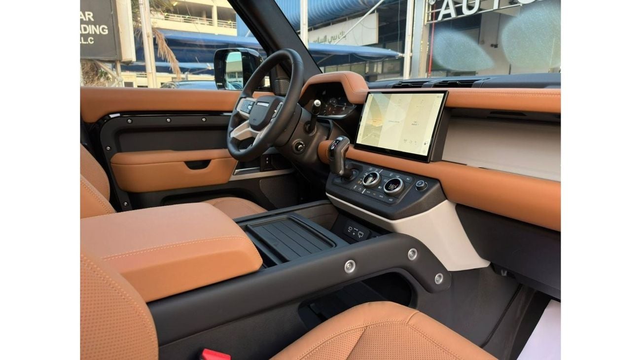 Land Rover Defender LAND ROVER DEFENDER V6 MODEL 2024 ZERO KM GCC SPECS UNDER WARRANTY + SERVICE