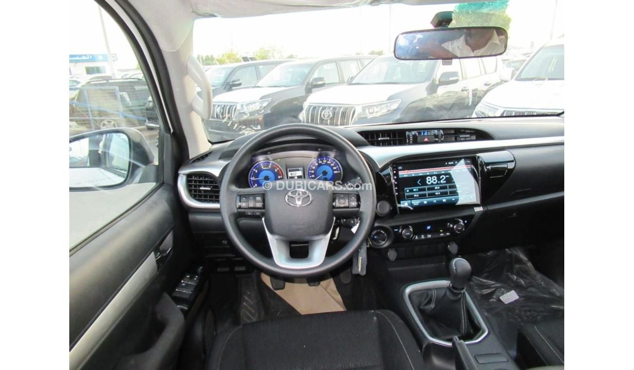 Toyota Hilux 2.4L Diesel 4WD DC SR5 Full Option
