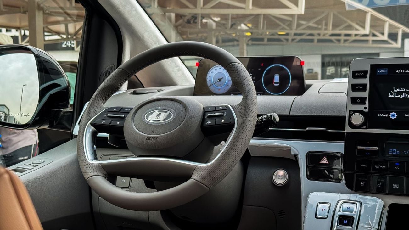 هيونداي ستاريا Premium 9 Seater 3.5L V6 GCC Brand New 2026